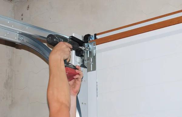 Garage Door Repair Hilliard: What Every Homeowner Should Know