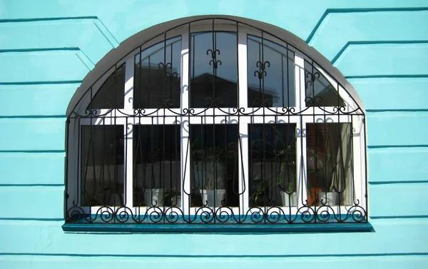 High Quality Hurricane Impact Windows in South Florida Installation